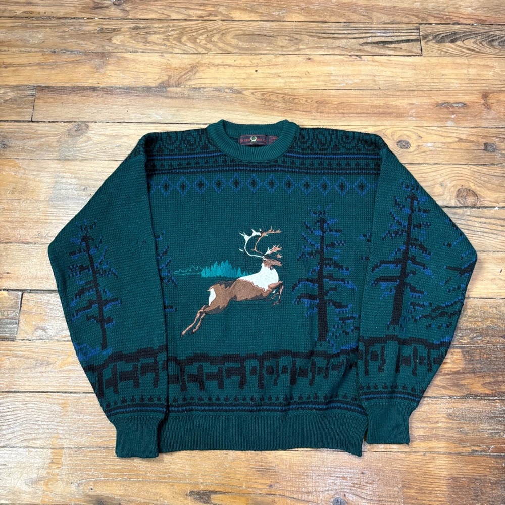Men's Crewneck Sweater with Leaping Deer - Green